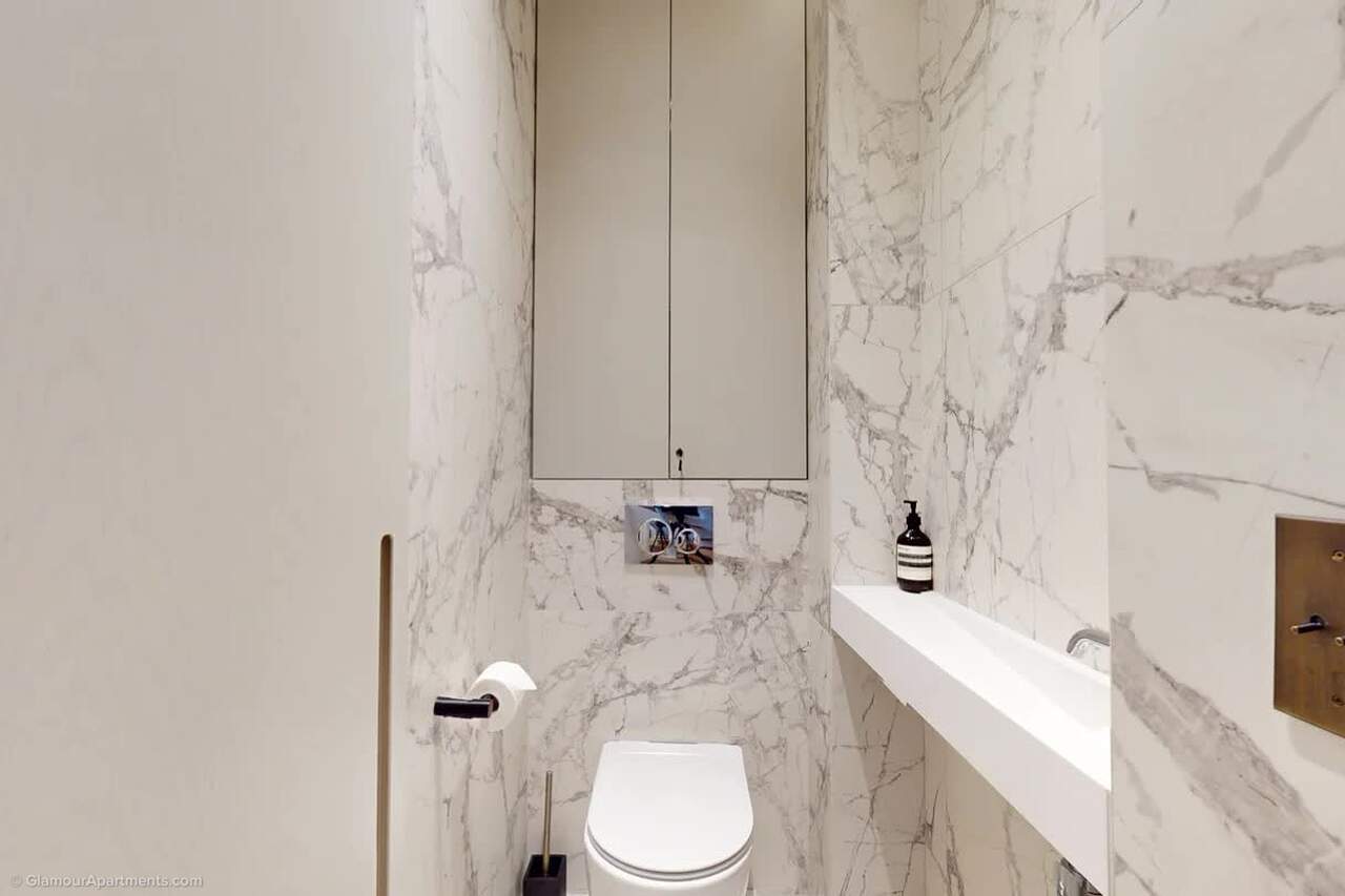 la toilette