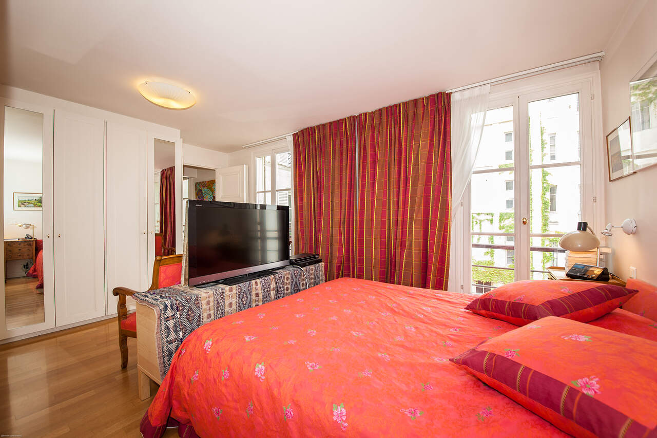 The 1st bedroom