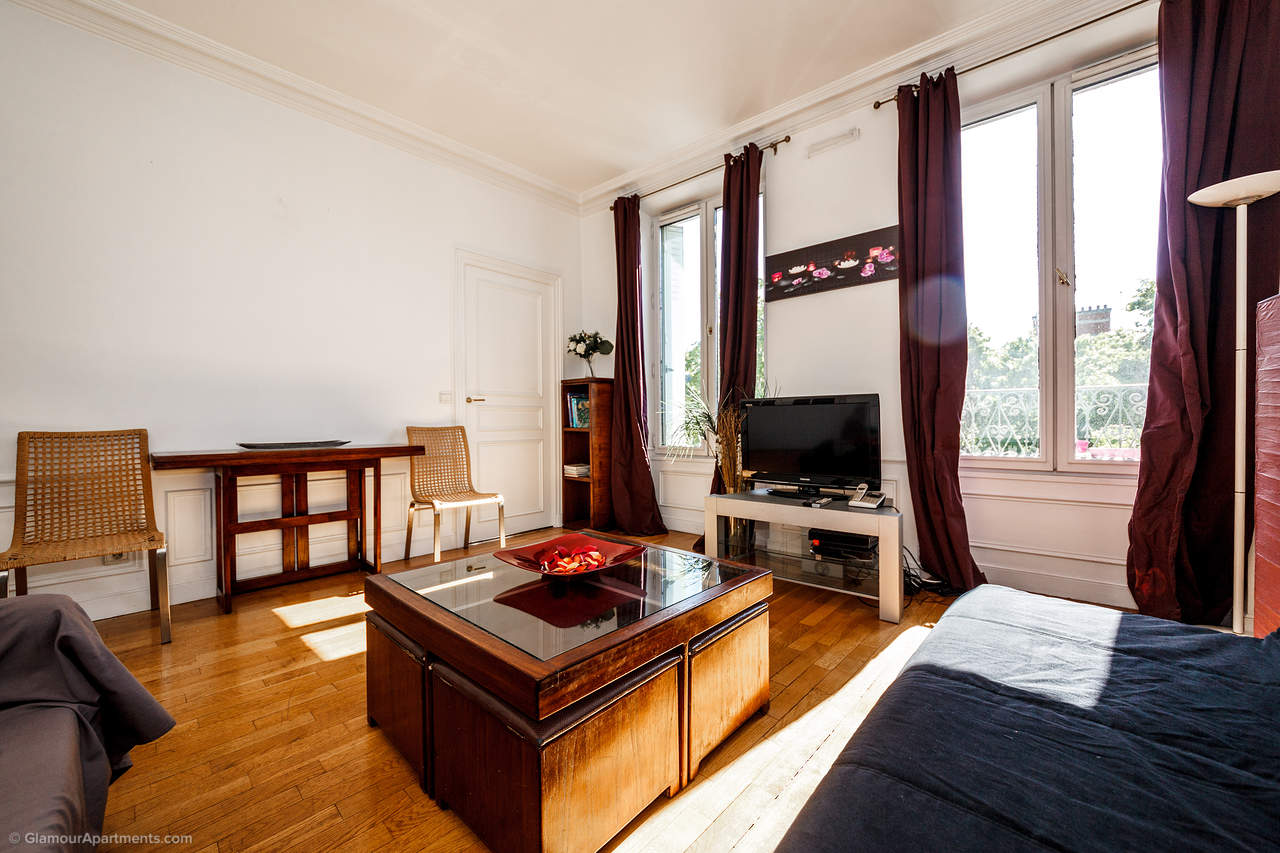 Apartment on Boulevard des Invalides